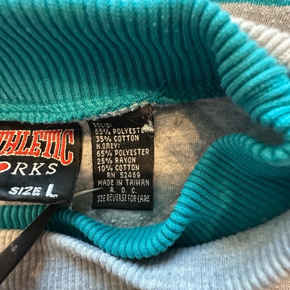 Vintage 90s Athletic Works Sweatshirt - Picture 6 of 7